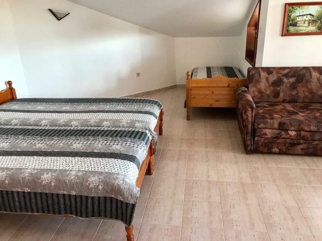 Студиа Мансарда Ненови Ahyolu Dış mekan fotoğraf